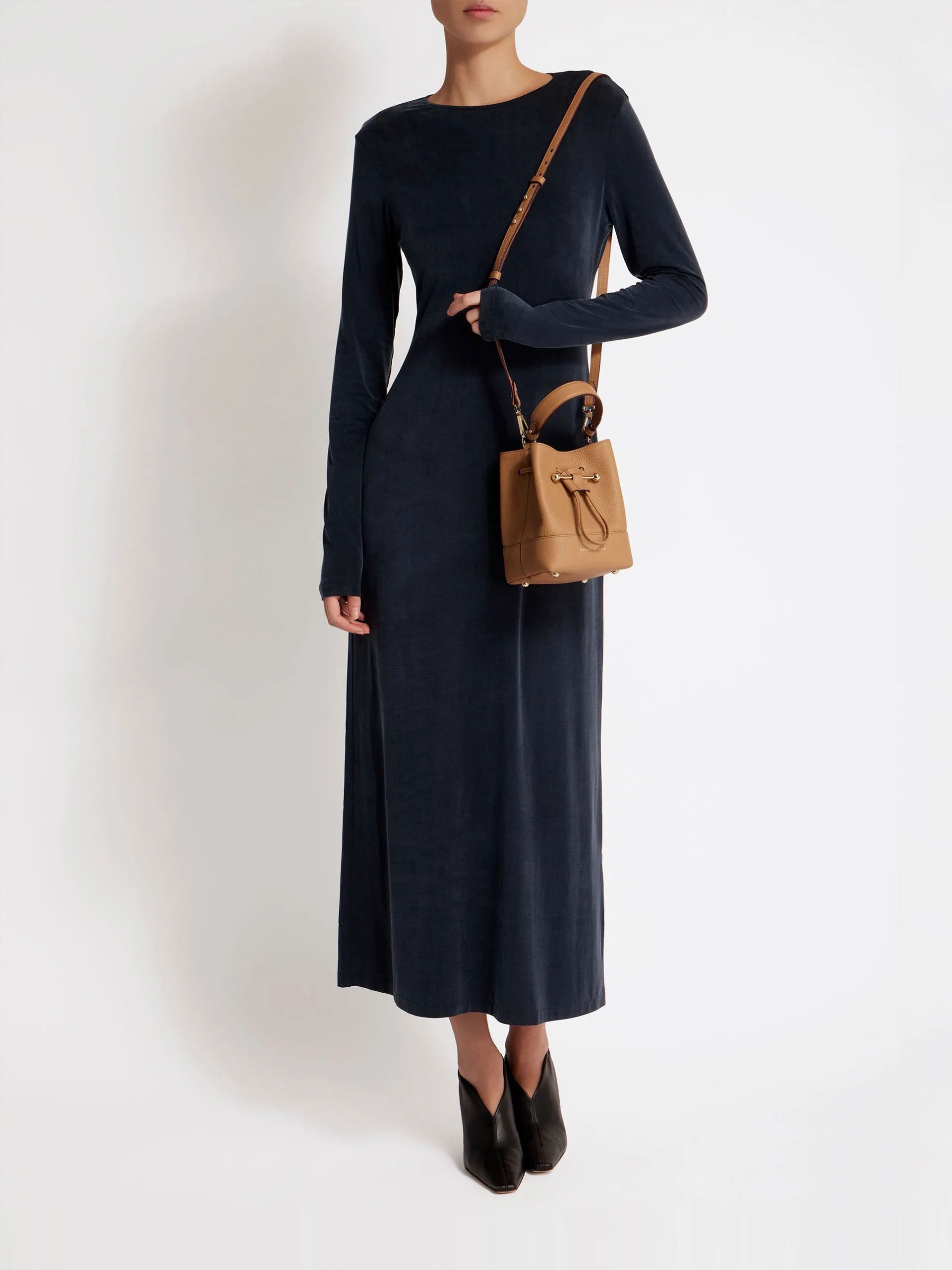 Caramel Osette bucket bag