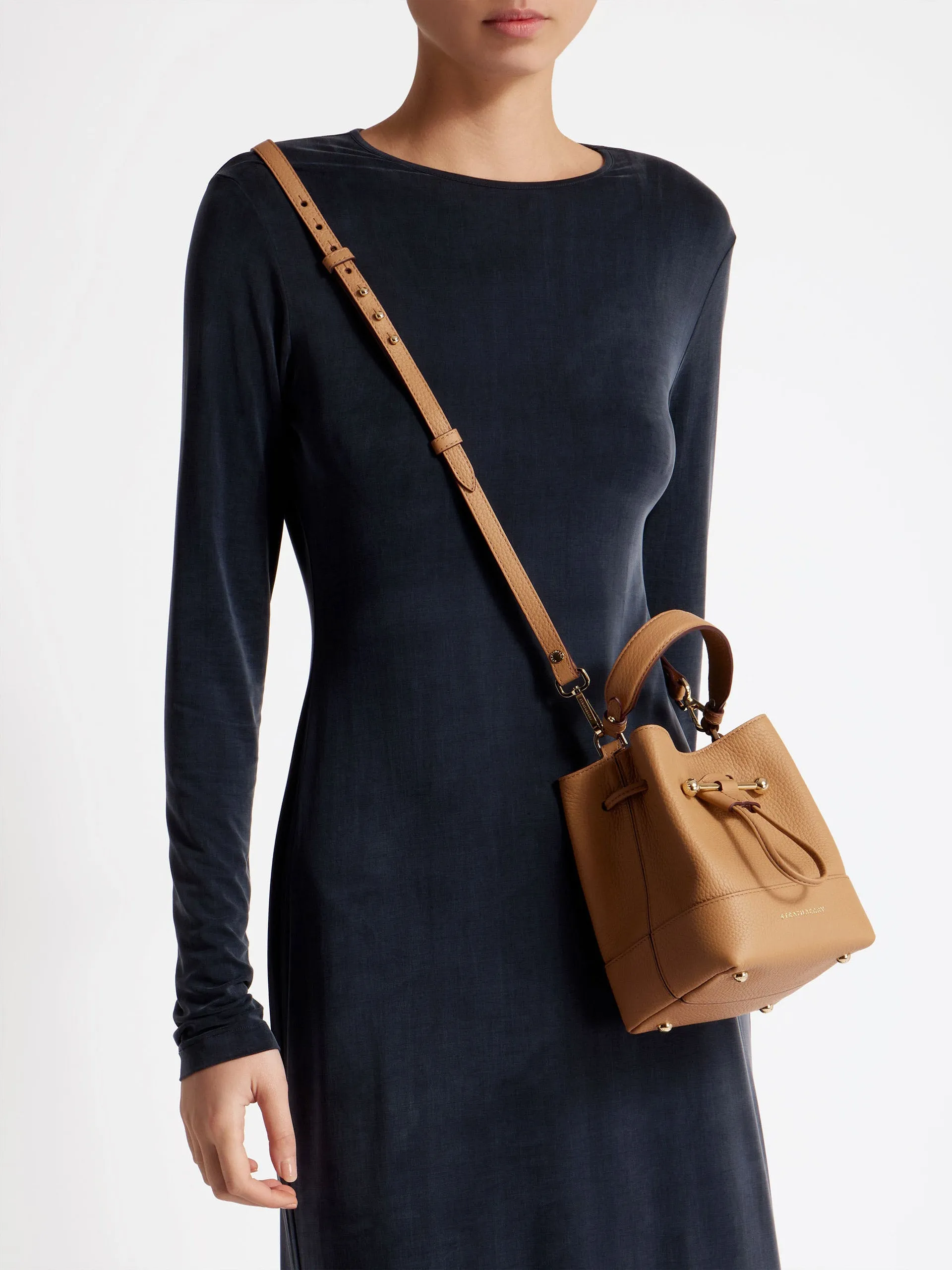 Caramel Osette bucket bag