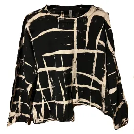 Cynthia Ashby Long Sleeve Pullover, Black & White Graphic OS