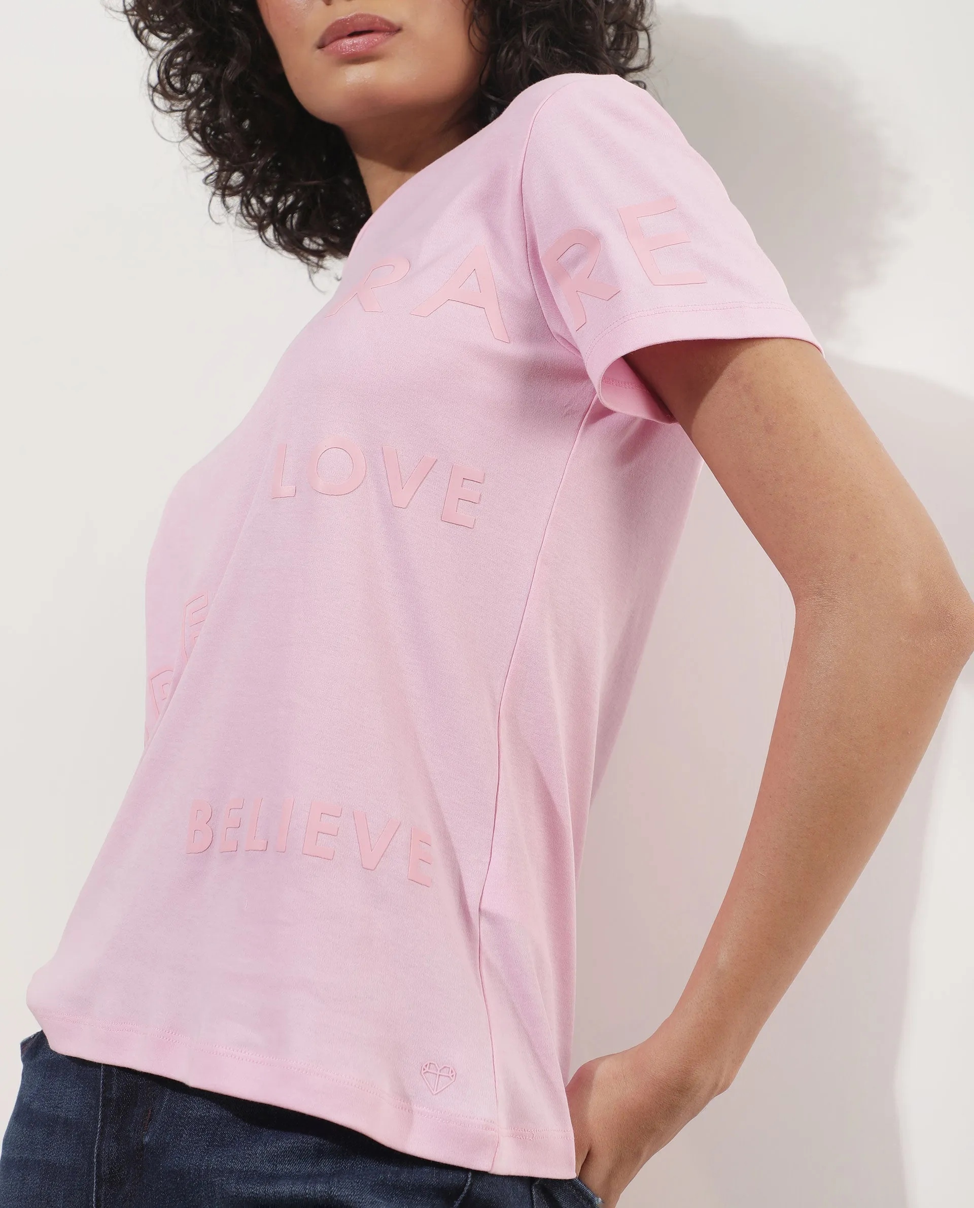 Rareism Women Oratio Pastel Purple Cotton Fabric Short Sleeves Crew Neck Regular Fit Flock Print T-Shirt