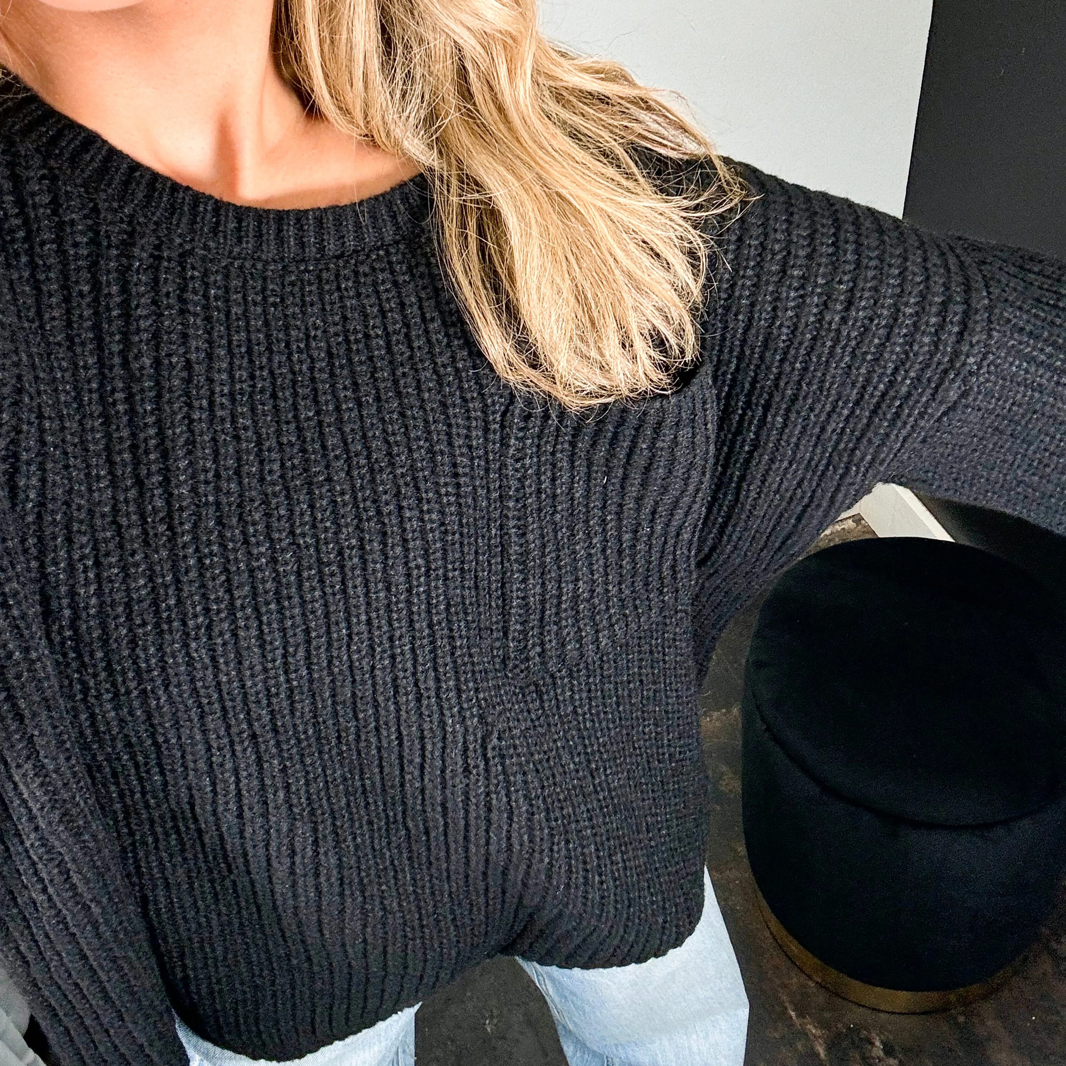 Round Neck Oversized Sweater Black