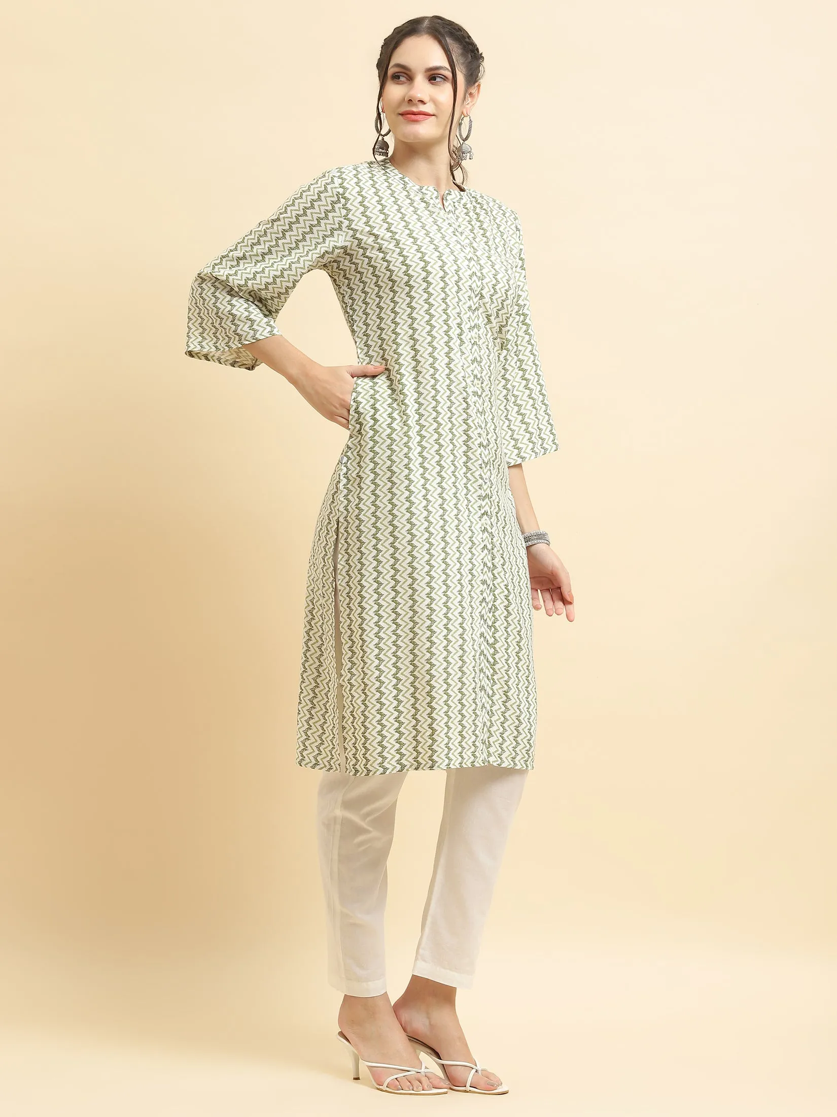 Women Liva Rayon Green Stripe Print Kurta