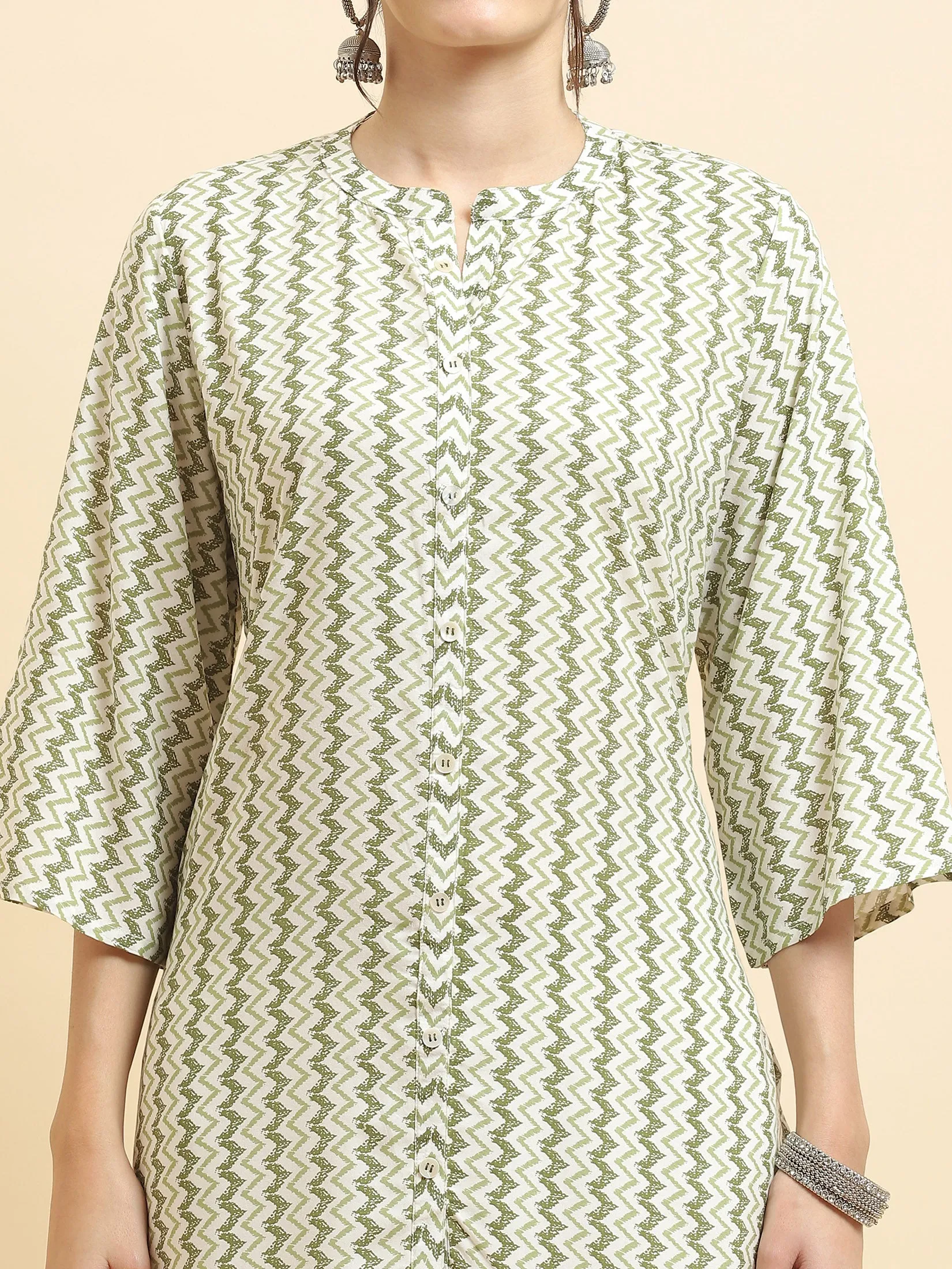 Women Liva Rayon Green Stripe Print Kurta