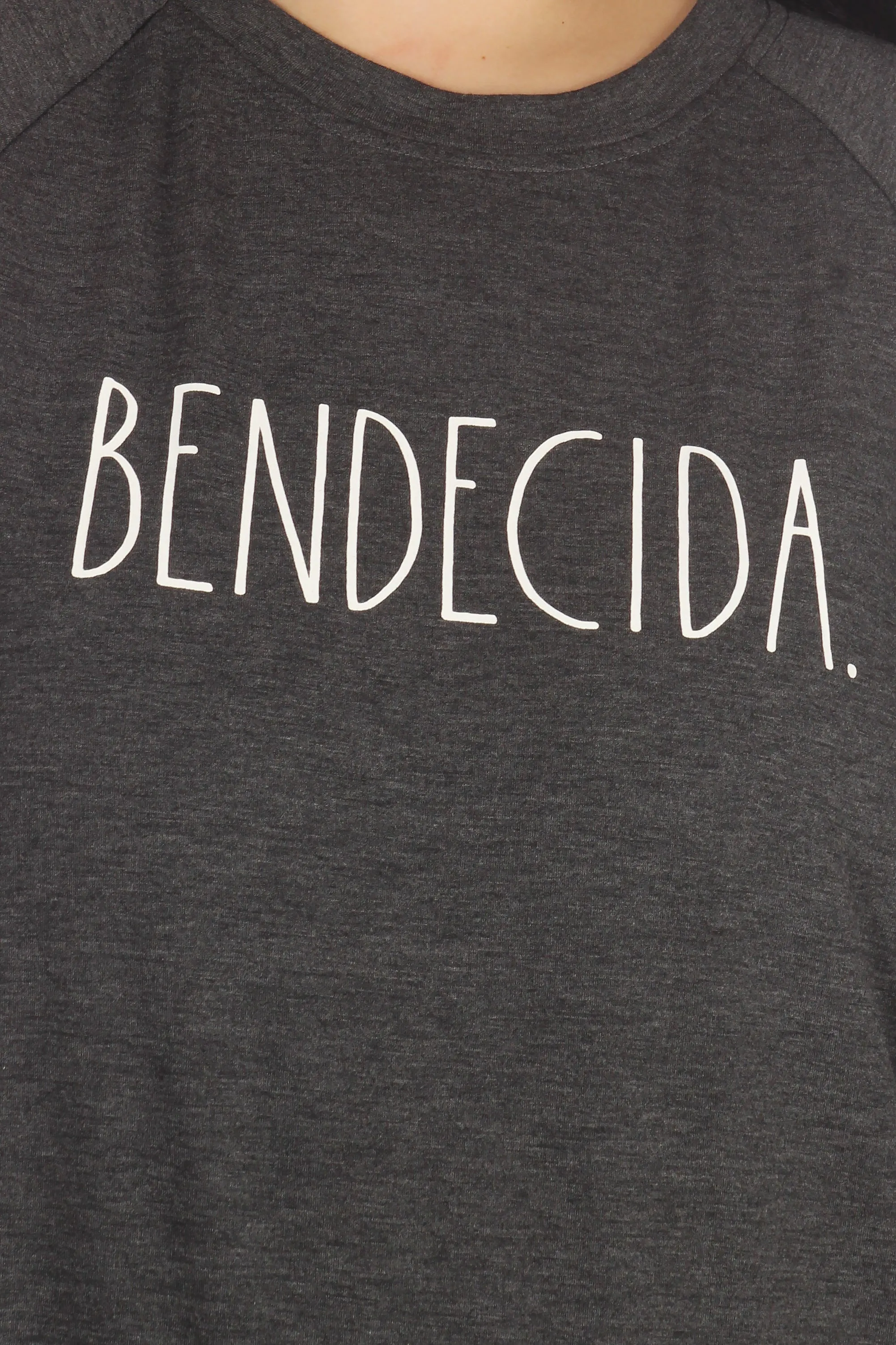 Women's "BENDECIDA" Plus Size Studio Raglan Sweatshirt